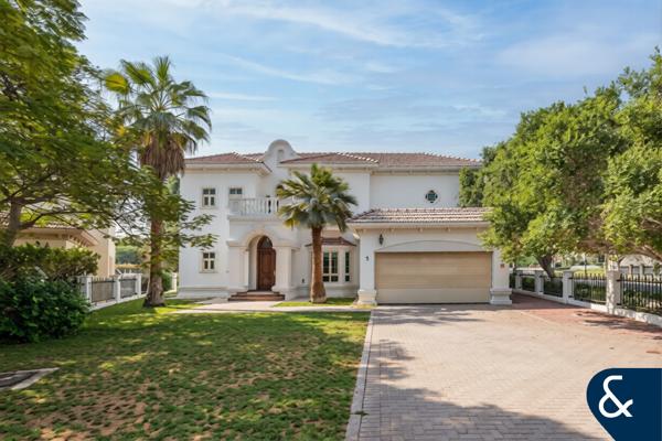 Available Now | Corner Plot | 4 Bedrooms